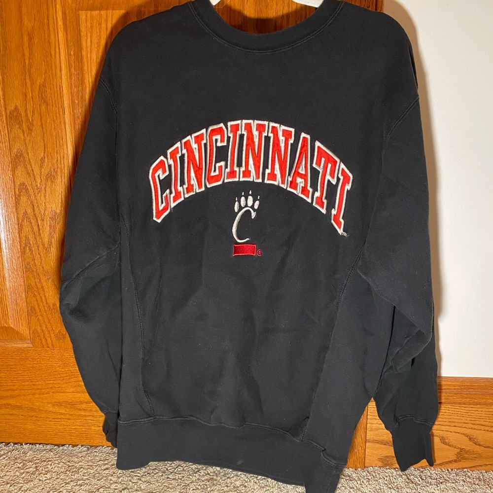 Vintage University of Cincinnati Embroidered Crewneck - Steve and Barry’s